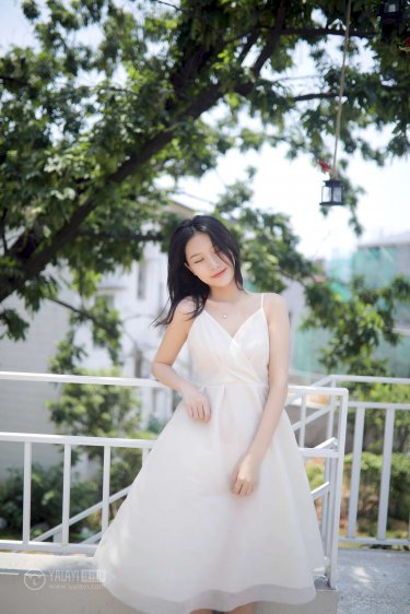 与美女老师的同居生活